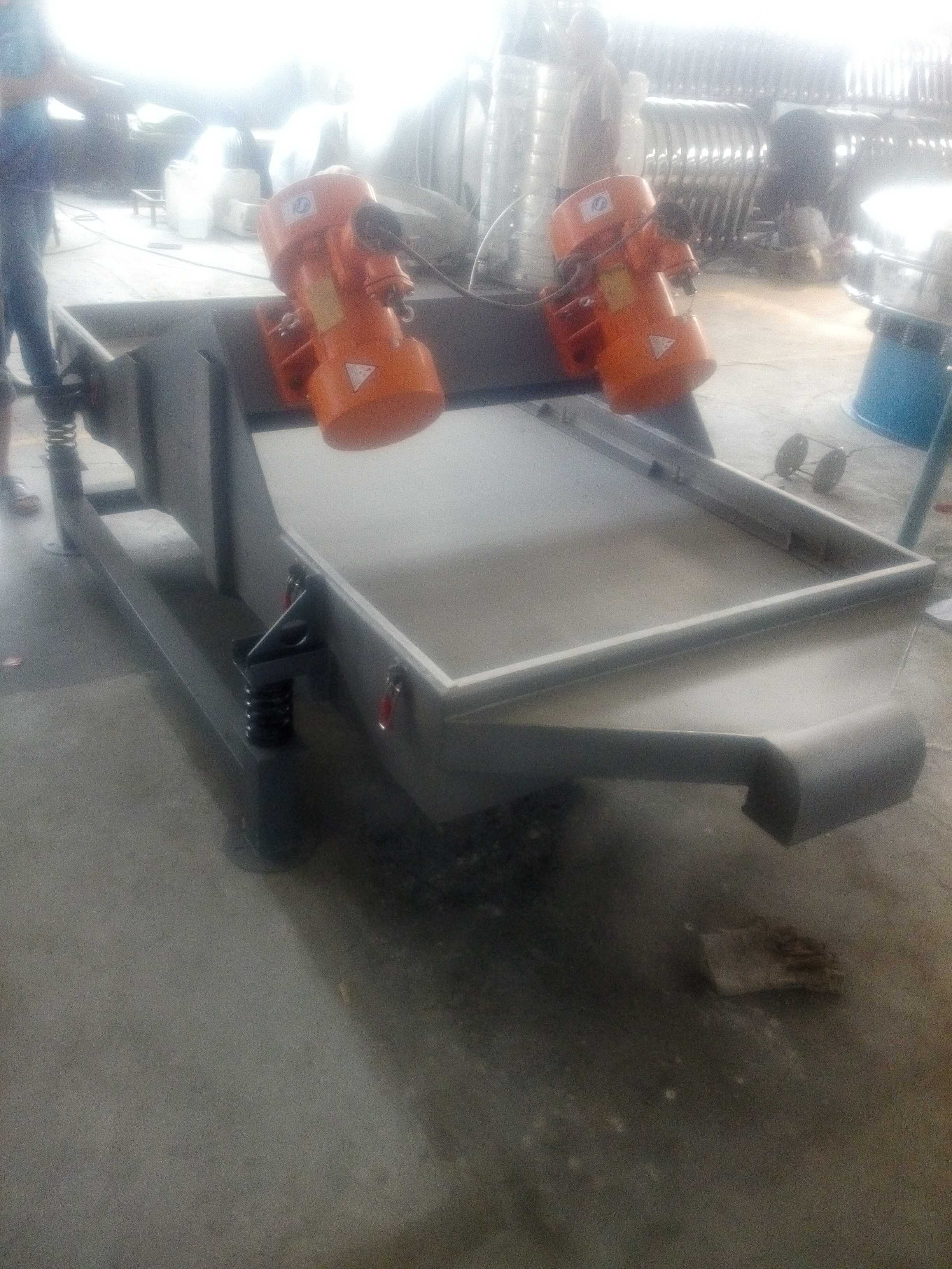 石英砂振動篩力控振動平臺的電磁機(jī)械設(shè)計(jì)(石英砂直線振動篩篩網(wǎng))